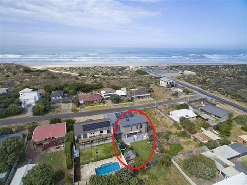 RiverSea Goolwa Beachhouse - WiFi - Pet-Friendly - Accommodation Perth 2