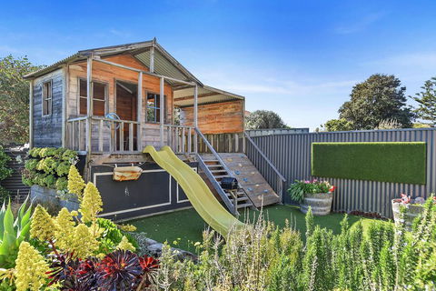 RiverSea Goolwa Beachhouse - WiFi - Pet-Friendly - Accommodation Perth 1