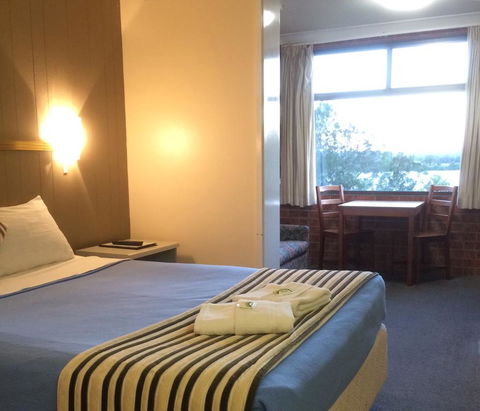 Riverview Motor Inn - Accommodation Perth 0