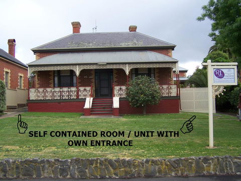 RJ's Bed & Breakfast - Accommodation Perth 0