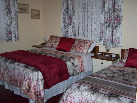 RJ's Bed & Breakfast - Accommodation Perth 2