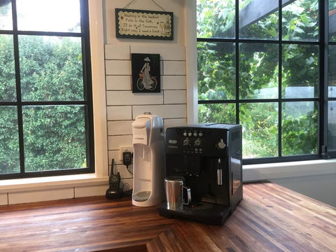 Rosewhite House - Accommodation Perth 2