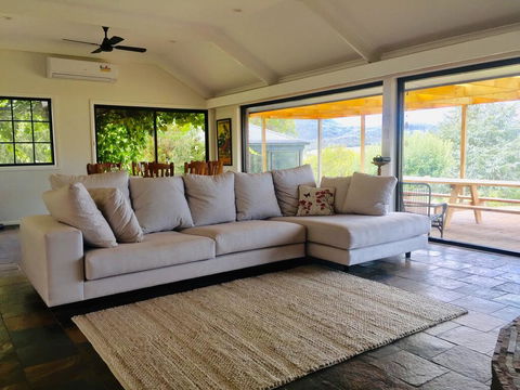 Rosewhite House - Accommodation Perth 1