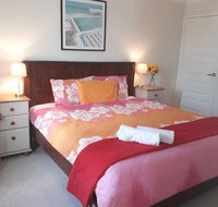 Rossmoyne 2 BEDROOM HOUSE SELF CHECK IN Walk to River Shops Bus Trains Cls to Airport City Beaches - Accommodation Perth