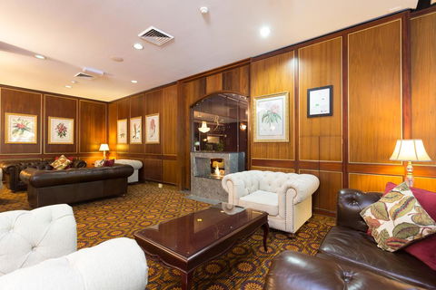 Royal On The Park - Accommodation Perth 2