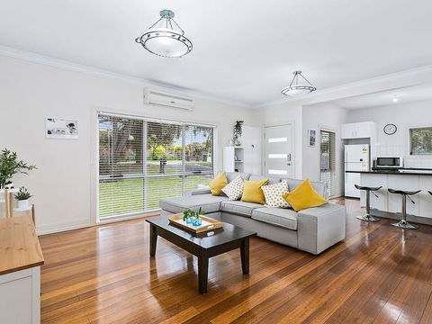 Rye Beach Holiday Home - Perth Resorts 1