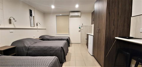 Ryley Motor Inn - Accommodation Perth 1