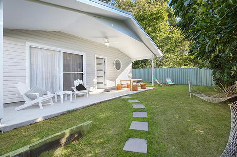 Salty Kisses Holiday House - Accommodation Perth 0