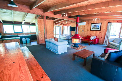 Sambar Lodge - Perth Resorts 1
