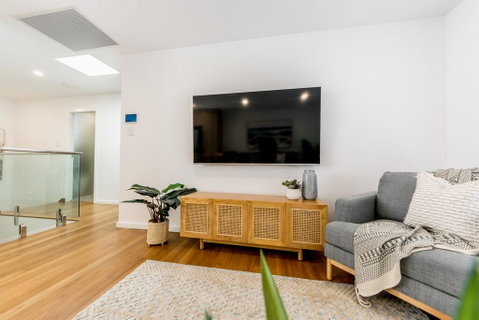 Sandcastle, 26a Winsor Street - Accommodation Perth 2