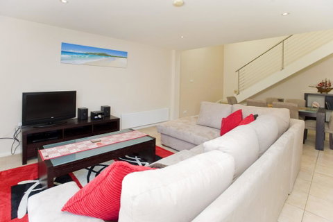 Sandcastles Unit 18 - Fingal Bay - Accommodation Perth 3
