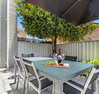 Sandcastles Unit 7 - Fingal Bay - Accommodation Perth