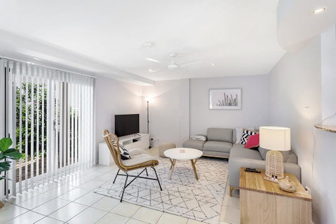Sandcastles, 1/8 Ala Moana Way - Accommodation Perth 0