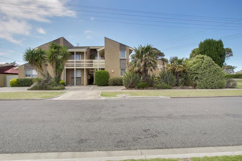 Sandpiper Lakes Entrance - Perth Resorts 0