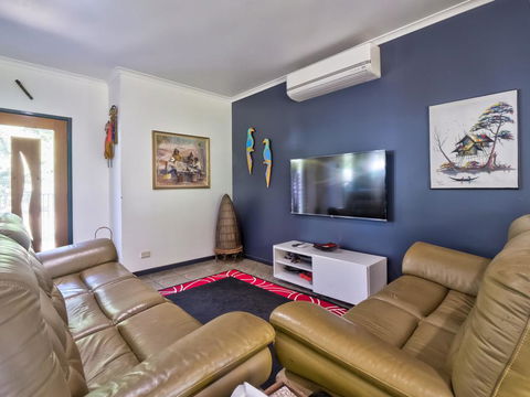 Sandy Feet Retreat Hervey Bay - Accommodation Perth 3