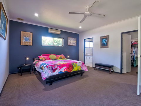 Sandy Feet Retreat Hervey Bay - Accommodation Perth 2
