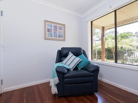 Sandy Point Road, 98, Eden By The Bay - Accommodation Perth 2