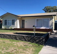 Sandy Shoal' 46 Rigney Street - Shoal Bay Beach Cottage with aircon - Accommodation Perth