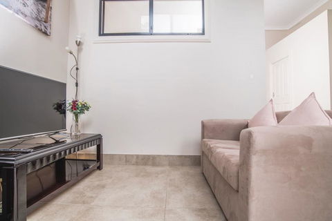 Scenic Illawong Riverside Getaway 1bed1bath Unit - Perth Resorts 2