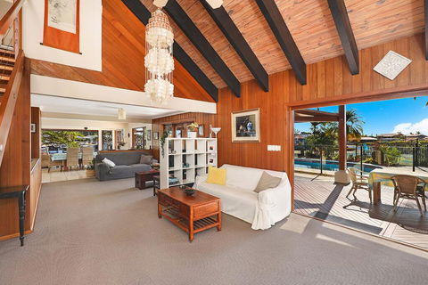 SCHMAN55-WATERFRONT, RESORT-STYLE ENTERTAINER - Accommodation Perth 1