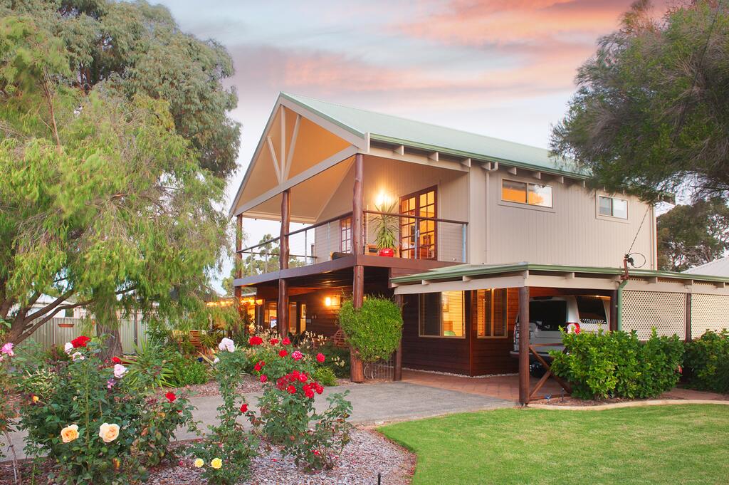 Dunsborough WA Accommodation Perth