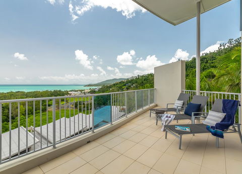 Sea Forever On Azure Seas - Airlie Beach - Accommodation Perth 1