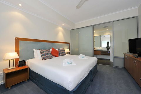 Sea Side 211 - Accommodation Perth 0