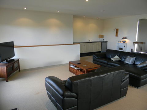 Seabreeze - Accommodation Perth 1