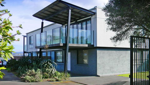 Seabreeze - Accommodation Perth 0