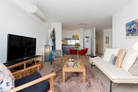 Seabreeze - Coastal Living - Accommodation Perth 1
