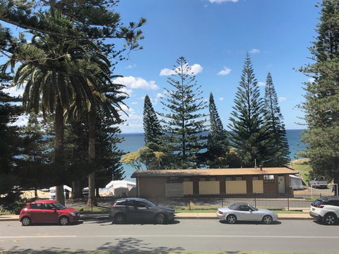 Seabreeze Beach Hotel - Perth Resorts 1