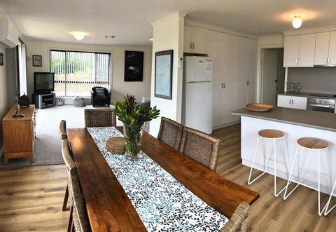 SEAHOUSE - Accommodation Perth 0
