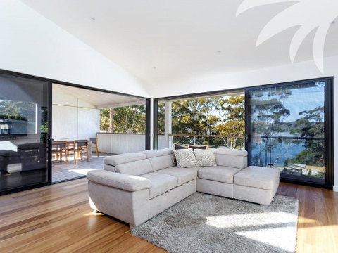Seashells Lakeside Holiday Perfection - Accommodation Perth 3