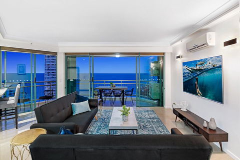 Seaside Luxury, Perfect Location - Accommodation Perth 1