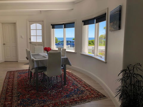 Seaside Retreat - Accommodation Perth 1