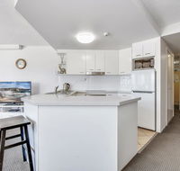 Second Floor 2 Bedroom Mooloolaba Escape - Caribbean Resort - Accommodation Perth