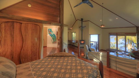 Secrets On The Lake - Accommodation Perth 1