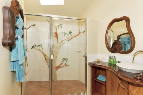 Secrets On The Lake - Accommodation Perth 0