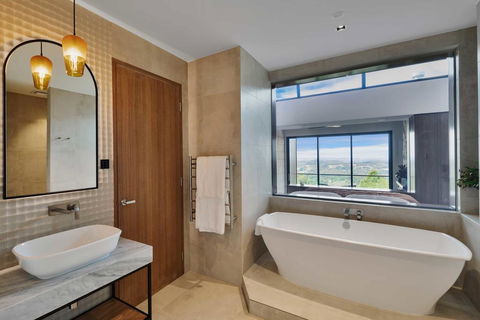 Sequoia Lodge - Accommodation Perth 0