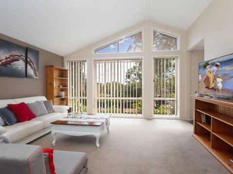 Serenity', 7 Mulloway Place - Peaceful House With Air Con Netflix & WIFI - Accommodation Perth 0