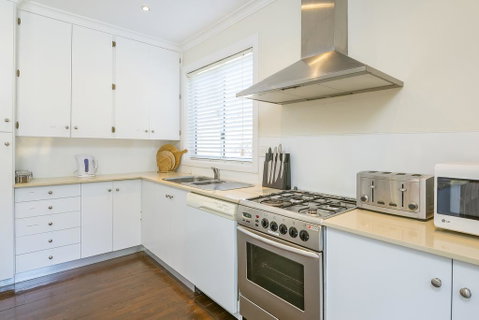 Serenity: Halls Gap - Accommodation Perth 1