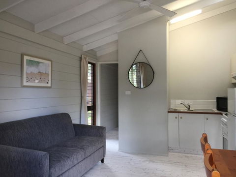 Shelly Beach Holiday Park - Accommodation Perth 2
