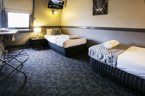 Shenanigans At The Imperial - Accommodation Perth 2