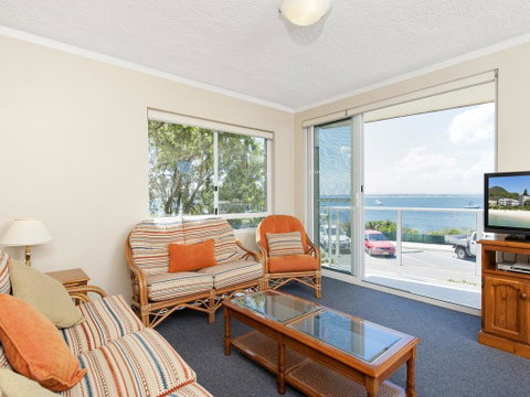 Shoal Bay Road, Shoal Edge, Unit 01, 31 - Accommodation Perth 3
