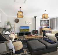 Silky Oak Villa - spacious  beautifully decorated - Accommodation Perth