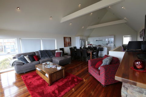 Silver Springs - Accommodation Perth 0