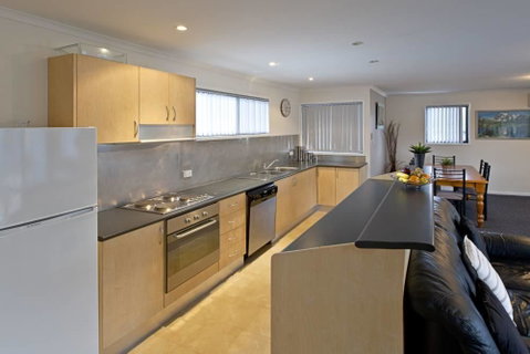Silvertrees 2 - Accommodation Perth 2