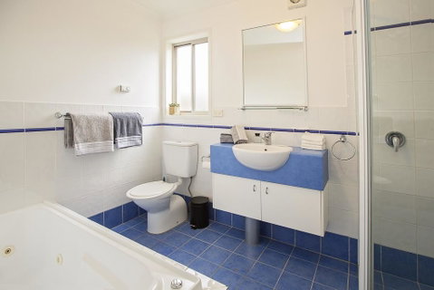Silvertrees 4 - McLure Circuit, Jindabyne - Accommodation Perth 3