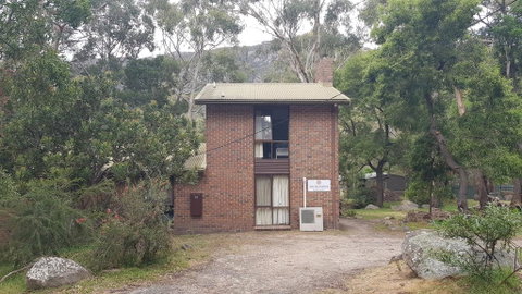 Six Seasons - Halls Gap - Accommodation Perth 1
