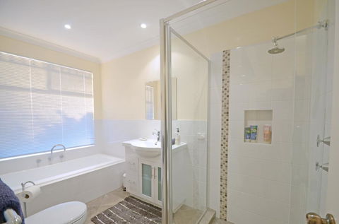 Sojourn On Gale Bed & Breakfast - Perth Resorts 2